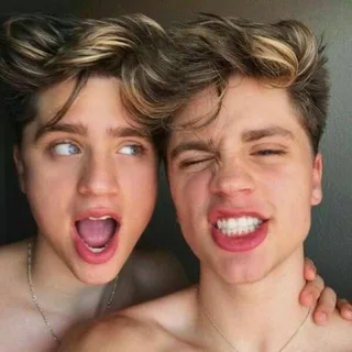 @gayqomiii