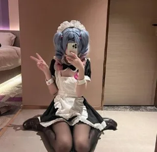 萝莉少女御姐|白虎嫩穴自慰 [NSFW]