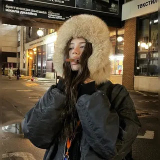 @llmarrtt
