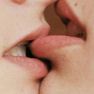 Gif Kiss❤️‍🔥love