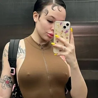 Инстасамка Instasamka Онлифанс Onlyfans слив Дарья Евгеньевна Зотеева песни музыка